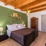 Apartamento Main Square Duplex With Rooftop Terrace