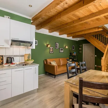 アパート Main Square Duplex With Rooftop Terrace スプリト