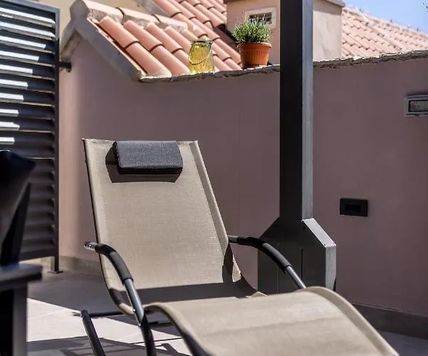 Main Square Duplex With Rooftop Terrace * Сплит