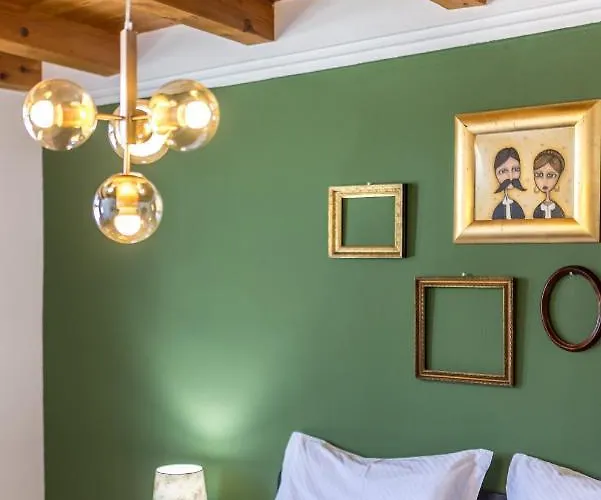 Main Square Duplex With Rooftop Terrace Апартаменты *