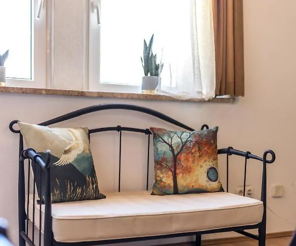 Main Square Duplex With Rooftop Terrace Апартаменты *