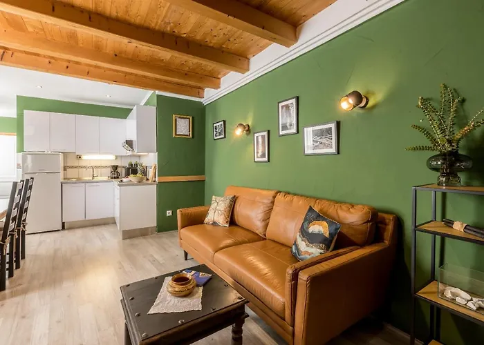 Main Square Duplex With Rooftop Terrace Сплит