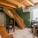 Main Square Duplex With Rooftop Terrace Split