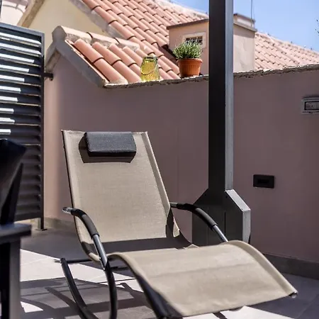 Main Square Duplex With Rooftop Terrace * スプリト