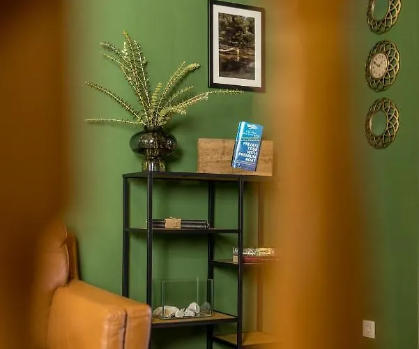 Main Square Duplex With Rooftop Terrace 스플리트